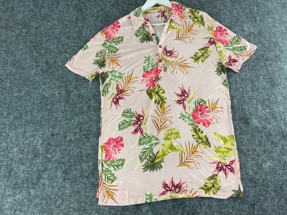 Alex Shirt Mens Button Up Medium Floral Pink Hawaiian Short Sleeve 1/2 N161